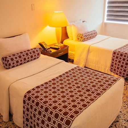 Hotel Tequendama Inn Estacion Buenaventura Kültér fotó