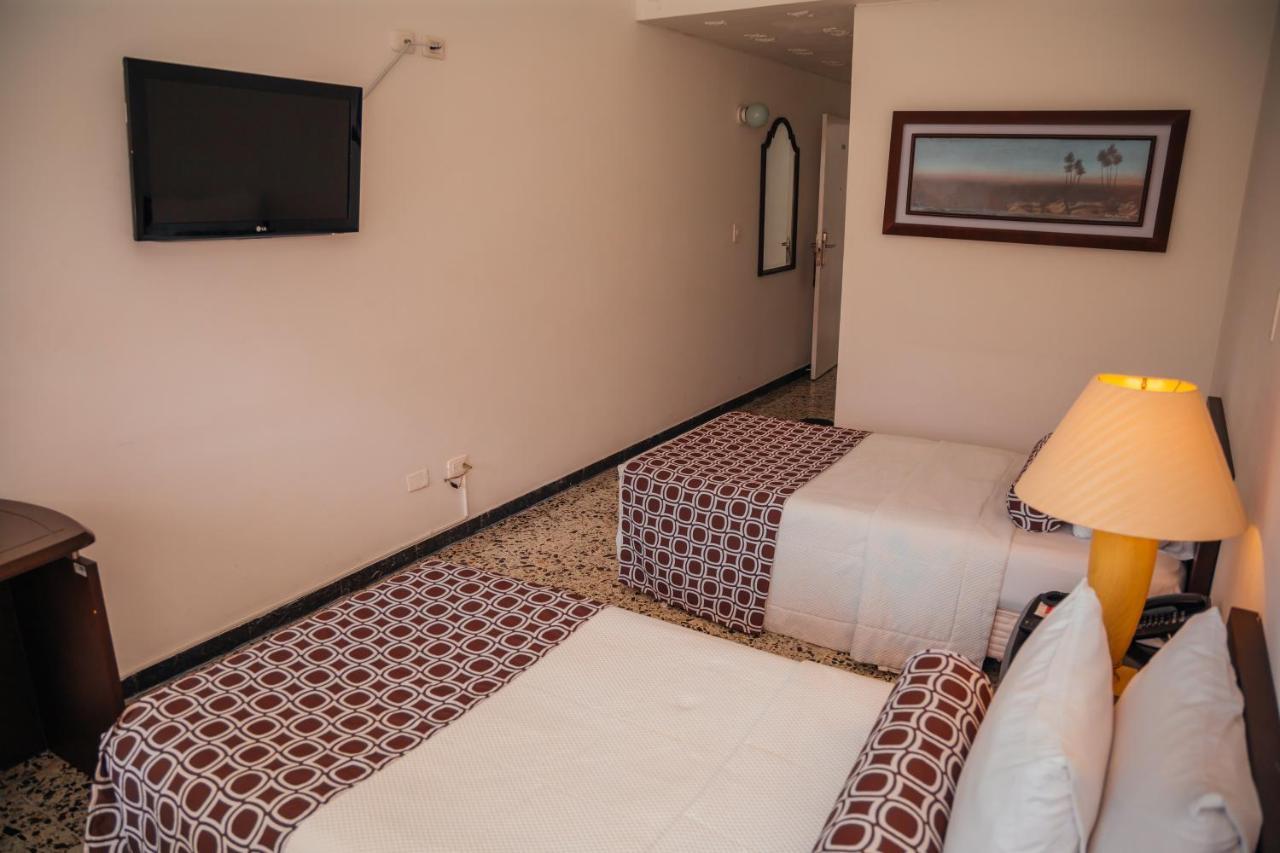 Hotel Tequendama Inn Estacion Buenaventura Kültér fotó