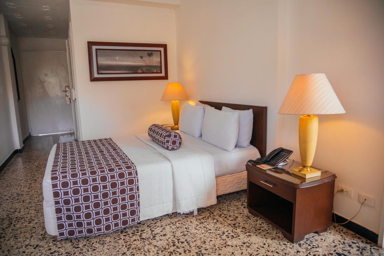 Hotel Tequendama Inn Estacion Buenaventura Kültér fotó